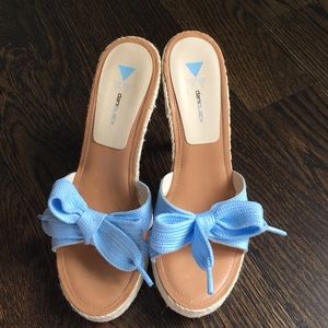 NWOT Daniblack Heeled Sandals